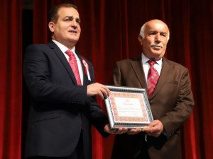 Vali Akbıyık 'Eğitimin En Önemli Unsuru Öğretmendir'