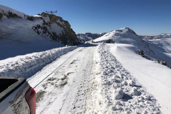 43 yerleşim yerinin yolu ulaşıma kapandı