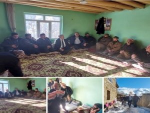 Bahçesaray'da husumetli aileler barıştırdı