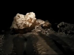 Hakkari-Şırnak karayolu geçişlere kapatıldı