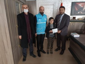 İmam oğlundan örnek davranış