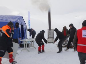 Güzel hizmetleri ile festivalin gözdesi oldular