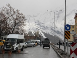 Hakkari'de bir günde dört mevsim