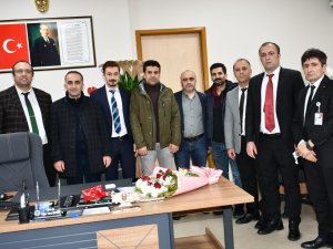 Kızılay sağlık çalışanlarının bayramını kutladı