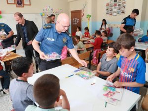 Polis abilerine okuma sözü verdiler