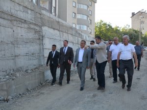 Vali Akbıyık, belediye hizmetlerini denetledi