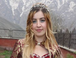 Hakkari'de defileli turizm haftası