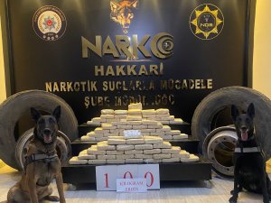 Hakkari'de 100 kilo uyuşturucu ele geçirildi