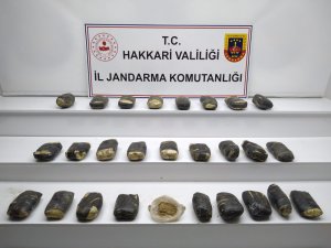 Yüksekova ve Derecik'te uyuşturucu ele geçirildi