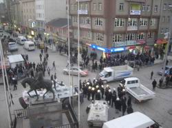 HAKKARİ DE AŞİRET KAVGASI 7 YARALI