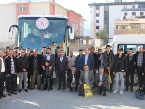 Hakkari müftülüğü gençlere tur düzenledi