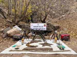 Hakkari kırsalında cephanelik ele geçirildi