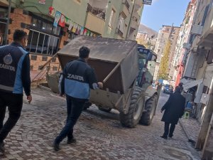 Kentin görünümünü bozan barakalar kaldırıldı