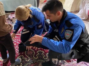 Hakkari polisi sevindirmeye devam ediyor
