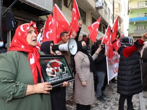 Hakkarili annelerin evlat nöbeti 38'nci haftada
