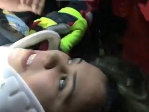 Depremden 24 saat sonra kurtardı