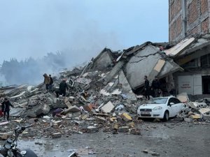 Depremde can kaybı sayısı 21.043 oldu