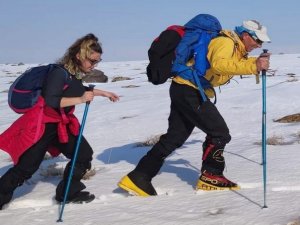 Esrük Dağı’na tırmanış gerçekleştirdi