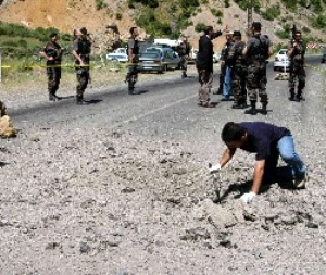 ŞEMDİNLİ YOLUNDA 2 MAYIN BULUNDU