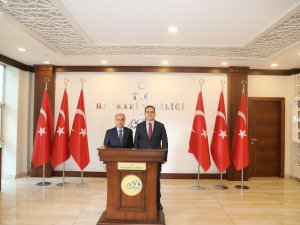 Emniyet Genel Müdürü Aktaş Hakkari'de