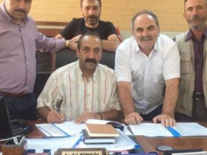 Belediye Başkan Yardımcısı bıçaklandı