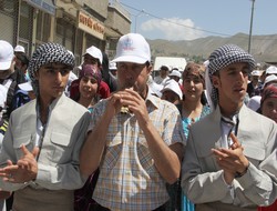 Hakkari'de "Olimpik gün yürüyüşü"