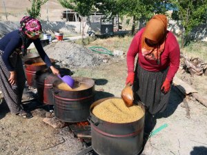 Erzincan’da kışlık bulgur hazırlığı başladı
