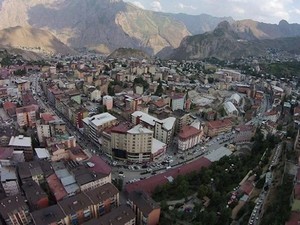 Kerkük depremi Hakkari'de his edildi