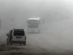 Yüksekova'da yoğun sis