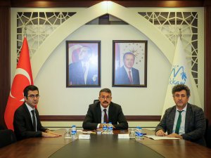 Vali Ali Çelik "Proje ve çalışmaları inceledi"