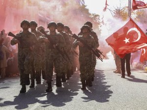 Van'da 100. Yıl coşkusu