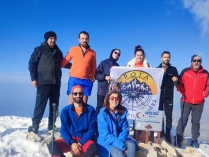 3 bin 537 rakımlı Artos Dağı’na tırmanış