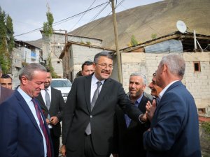 Vali Ali Çelik " 3 ayrı mahallede incelemelerde bulundu"