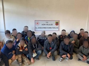 Ağrı’da 25 Afgan göçmen yakalandı