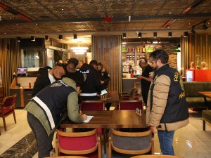 Hakkari polisi tedbirleri elden bırakmıyor