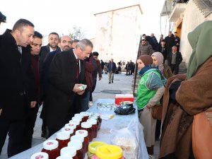 Hakkari İHH Gazze yararına kermes düzenledi