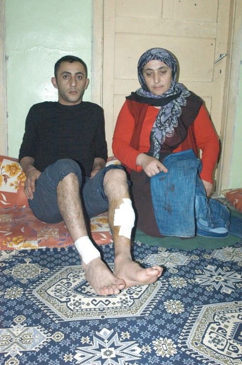 HAKKARİ/DE ATEŞ AÇILDI 2 YARALI