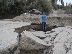 Çöken yola tepkiler artıyor