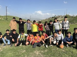 Yüksekovalı gençler futbol sahası istiyor