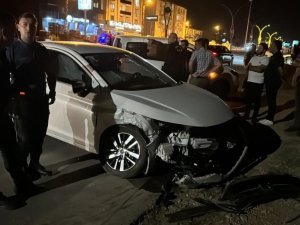 Yüksekova'da trafik kazası: 4 yaralı