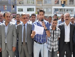 Gazeteciler serbest bırakılsın