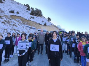 Armutdüzü, Kolbaşı köy yolunda antrenman