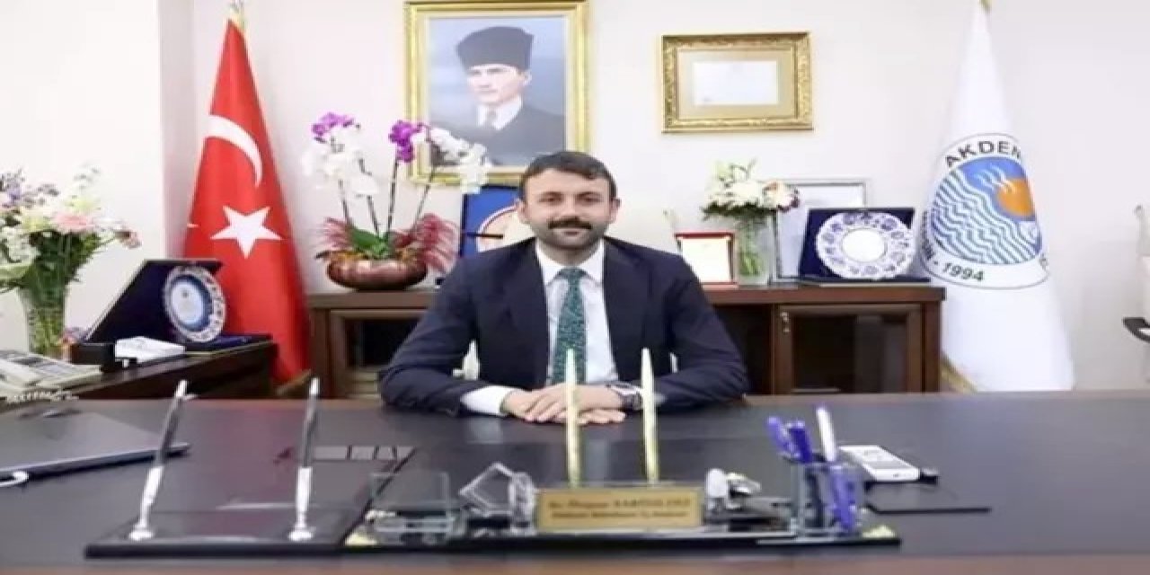 DEM Partili Akdeniz Belediyesi'ne kayyum atandı