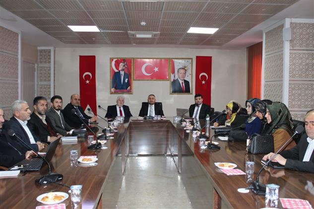Hakkari'de Gençlik hizmetleri masaya yatırıldı