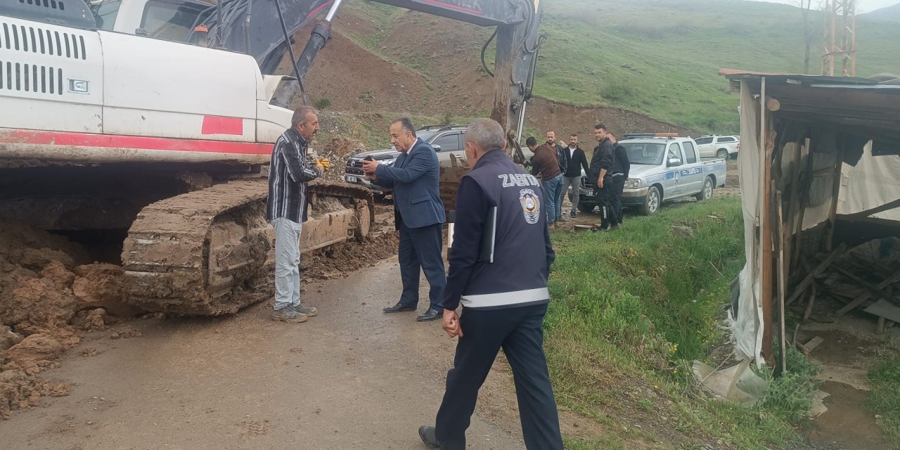 Hakkari'de Zabıta ekiplerinden inşaatlara sıkı denetim
