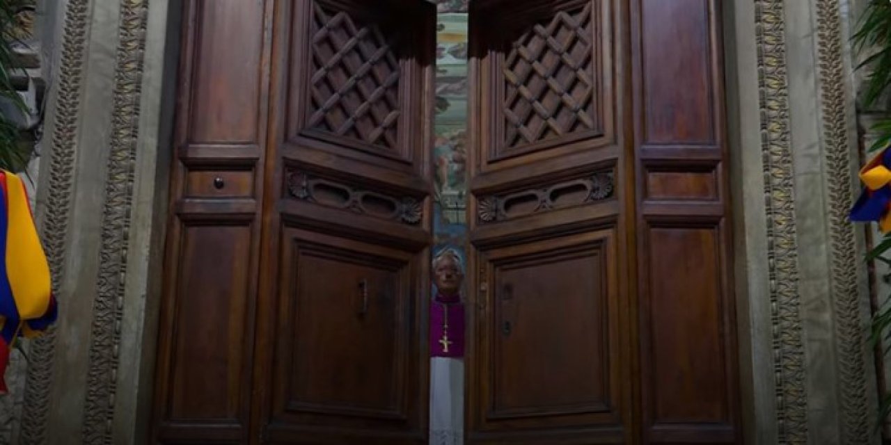 Vatikan’da Yeni Papa Seçimi Başladı!