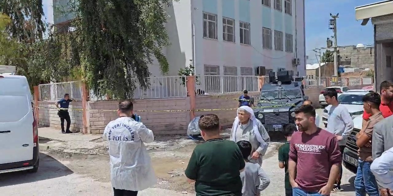 Silahlı saldırıya uğrayan öğretmen öldü