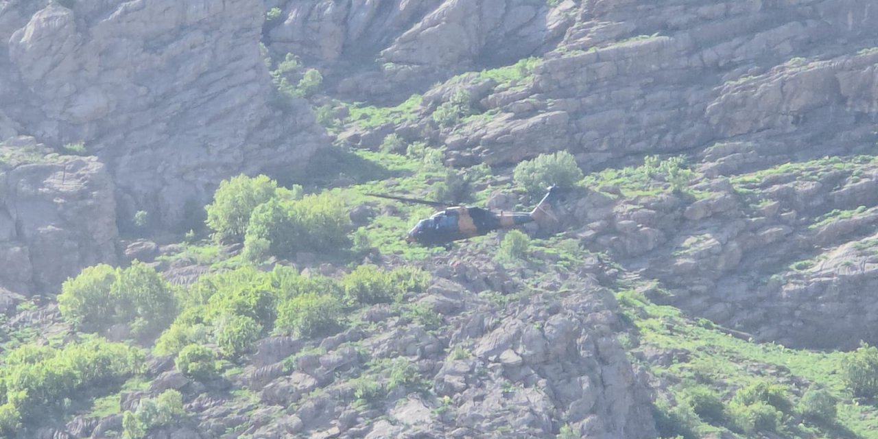 Dağda Mahsur Kalan 70 yaşındaki vatandaş askeri Helikopterle Kurtarıldı