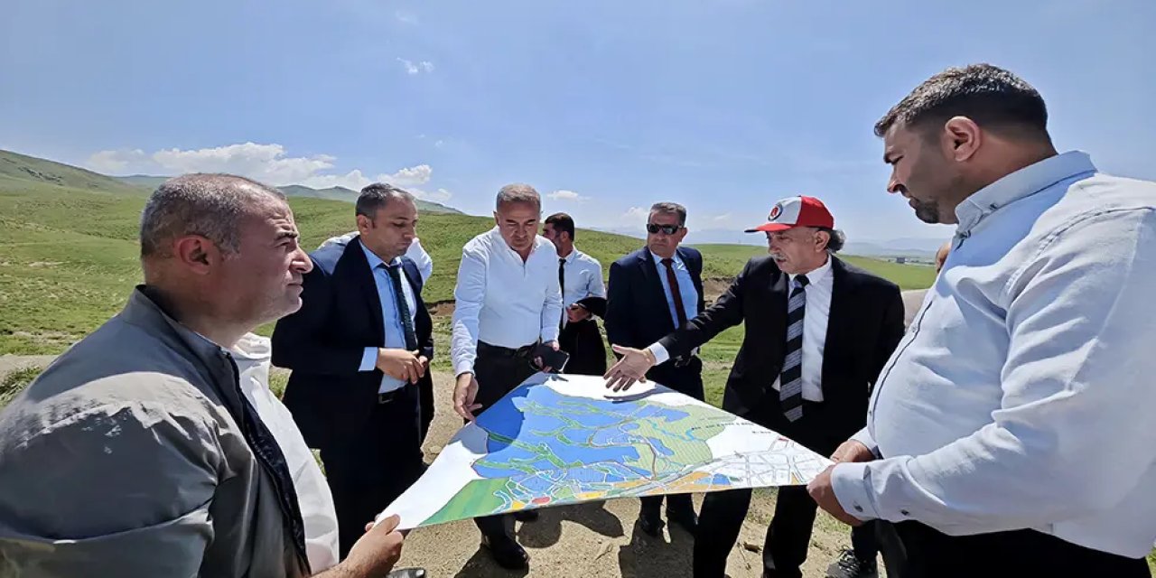 Rektör Prof. Dr. Musa Gençcelep, Yüksekova’da incelemelerde bulundu