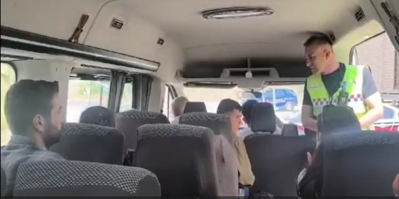 Derecik-Şemdinli hattında minibüsler mercek altında